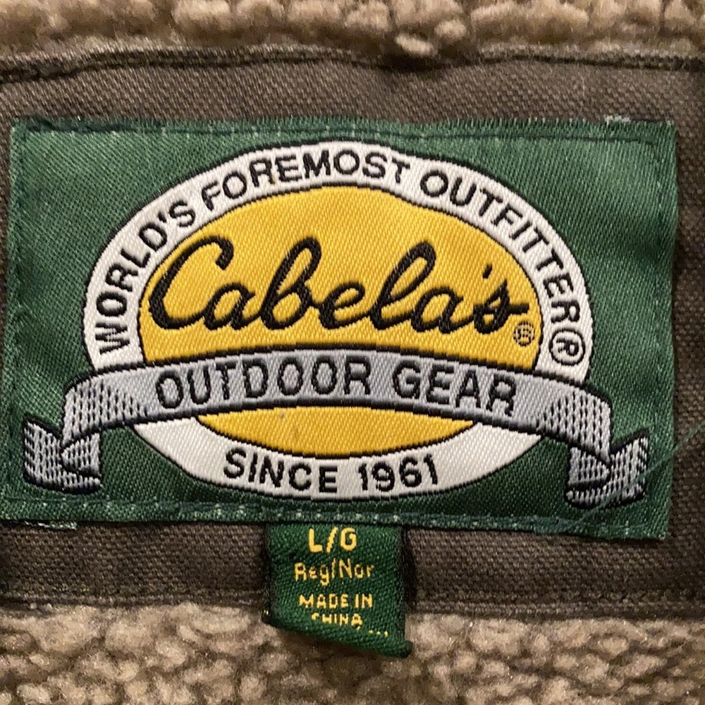 Cabellas Jacket - Picture 2 of 5